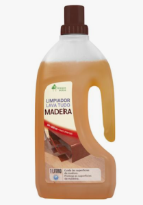 Bosque verde para limpiar madera