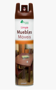 Bosque verde limpieza muebles