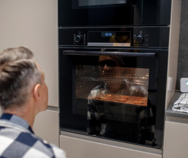 Limpiar horno muy sucio y quemado