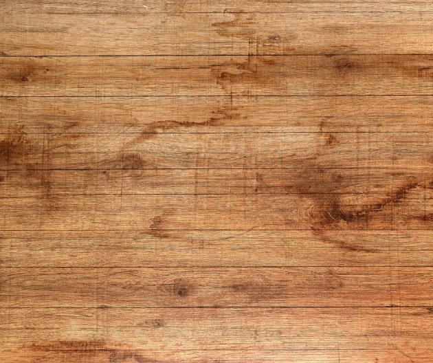 Limpieza de suelo de madera