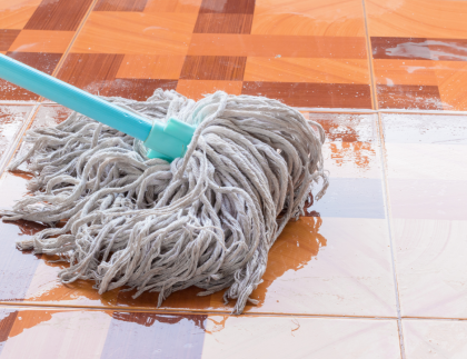 Productos para limpiar suelo porcelánico