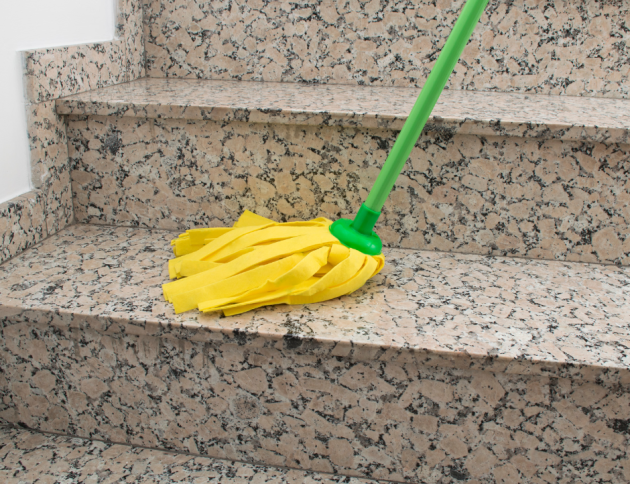 Productos para limpiar suelo de granito