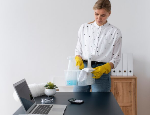 ¿Cuánto cuesta la limpieza de una empresa?